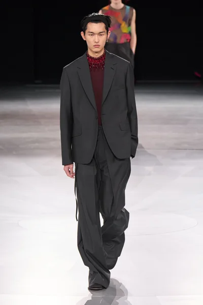 Look 58